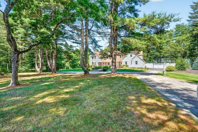 20 Winter Street, Medfield, MA 02052