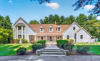 20 Winter Street, Medfield, MA 02052