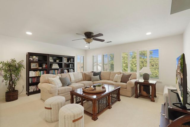 2639 Creekside Dr, Lodi, CA 95242