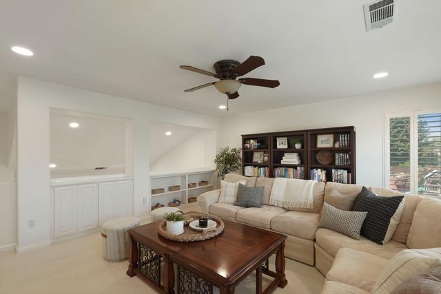 2639 Creekside Dr, Lodi, CA 95242