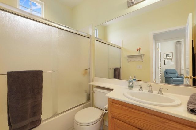 2639 Creekside Dr, Lodi, CA 95242