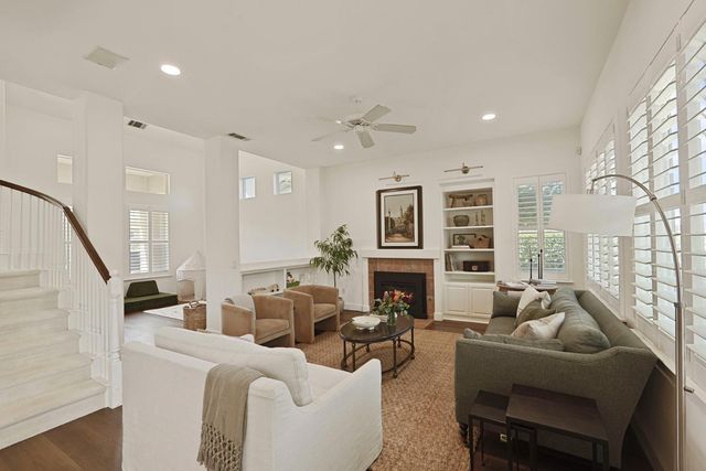 2639 Creekside Dr, Lodi, CA 95242