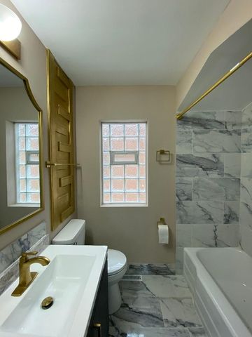 8354 S Winchester Avenue, Chicago, IL 60620