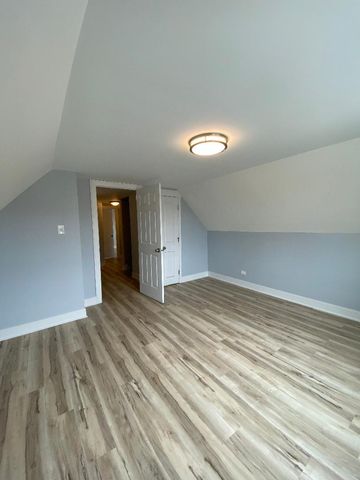 8354 S Winchester Avenue, Chicago, IL 60620