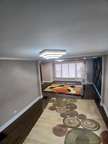 8354 S Winchester Avenue, Chicago, IL 60620