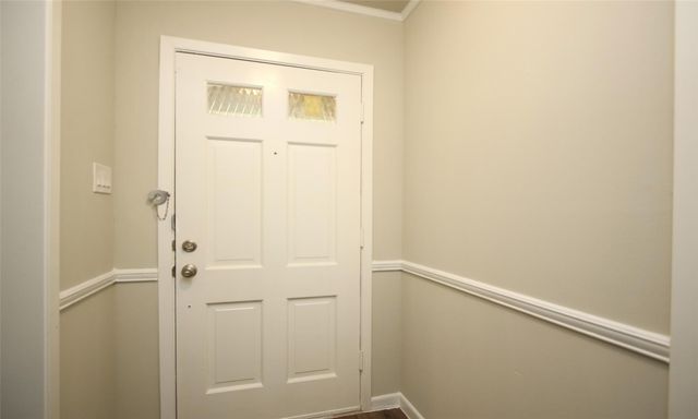 9205 Vicksburg Avenue, Texas City, TX 77591