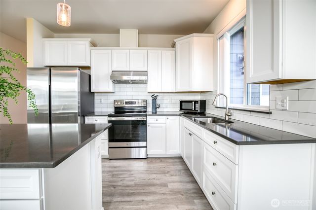 1415 Storm King Avenue SW, Ocean Shores, WA 98569