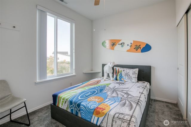 1415 Storm King Avenue SW, Ocean Shores, WA 98569