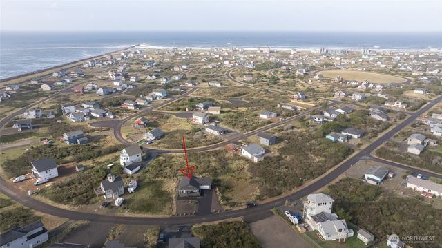 1415 Storm King Avenue SW, Ocean Shores, WA 98569