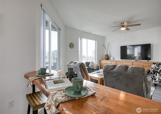 1415 Storm King Avenue SW, Ocean Shores, WA 98569