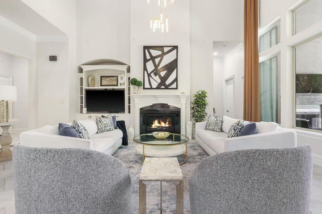 35 Karsten Creek Way, The Woodlands, TX 77389