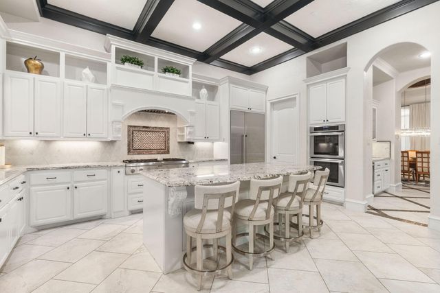 35 Karsten Creek Way, The Woodlands, TX 77389