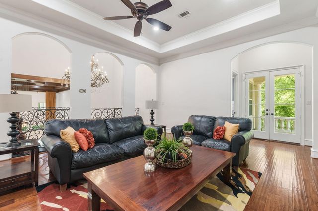 35 Karsten Creek Way, The Woodlands, TX 77389