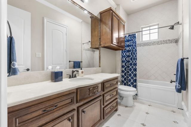 35 Karsten Creek Way, The Woodlands, TX 77389