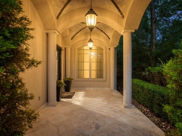 35 Karsten Creek Way, The Woodlands, TX 77389