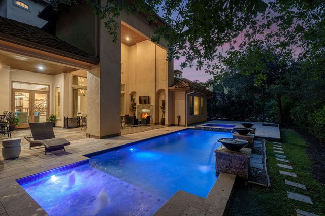 35 Karsten Creek Way, The Woodlands, TX 77389