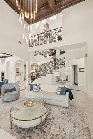 35 Karsten Creek Way, The Woodlands, TX 77389