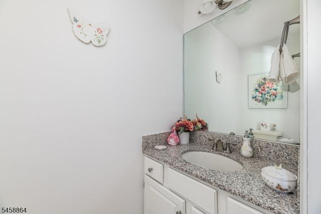 15 Mill Creek Rd, Sparta Twp., NJ 07871