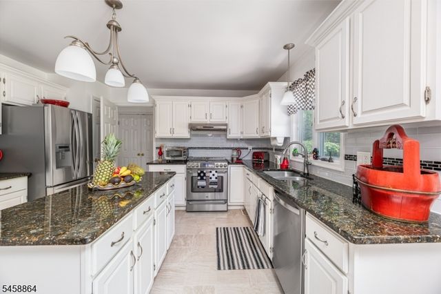 15 Mill Creek Rd, Sparta Twp., NJ 07871