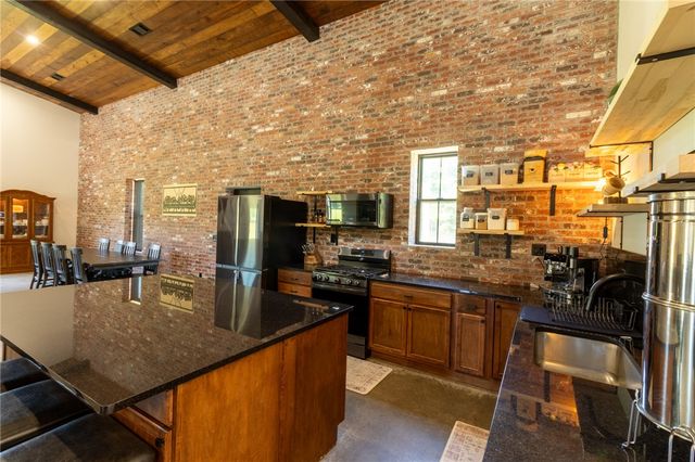 1518 Lacy Drive, Elkins, AR 72727