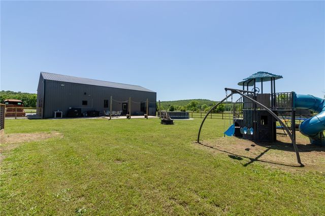 1518 Lacy Drive, Elkins, AR 72727
