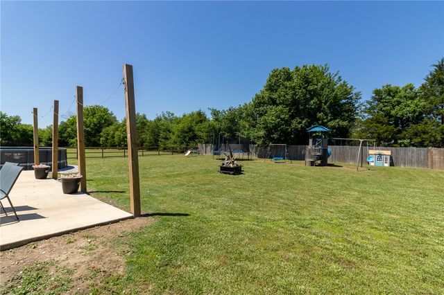 1518 Lacy Drive, Elkins, AR 72727