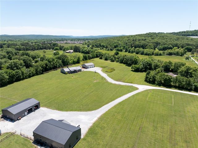 1518 Lacy Drive, Elkins, AR 72727