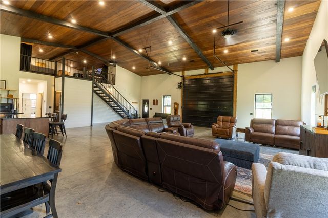 1518 Lacy Drive, Elkins, AR 72727