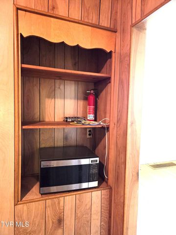 1401 Garden Road, Elizabethton, TN 37643