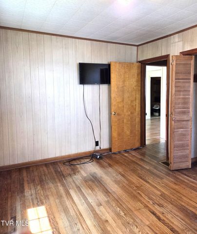 1401 Garden Road, Elizabethton, TN 37643