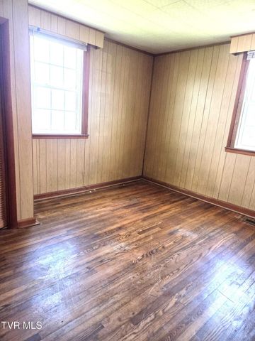 1401 Garden Road, Elizabethton, TN 37643