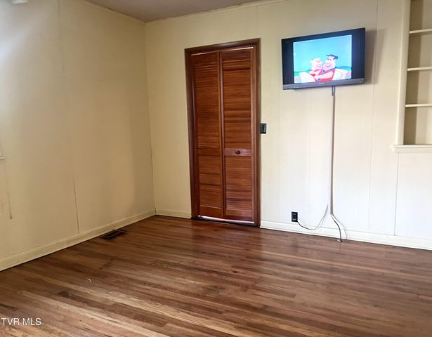 1401 Garden Road, Elizabethton, TN 37643