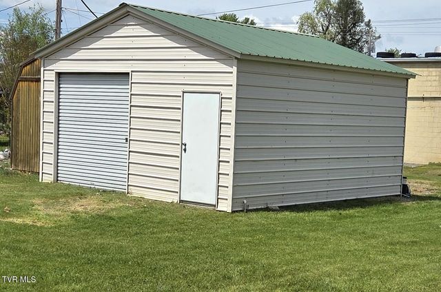 1401 Garden Road, Elizabethton, TN 37643