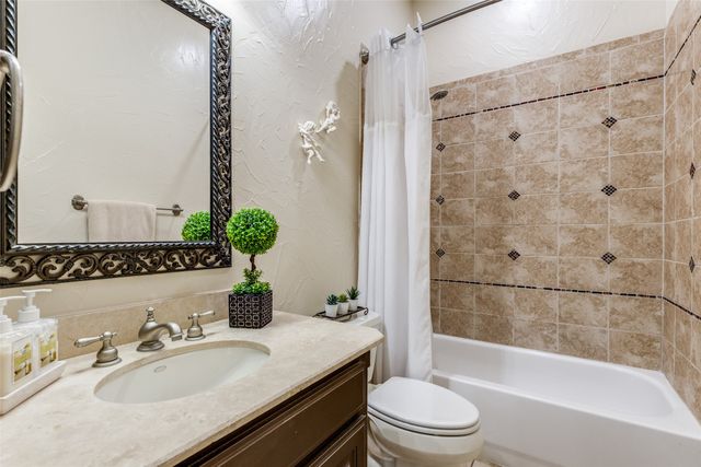 1709 Woodsboro Court, Allen, TX 75013
