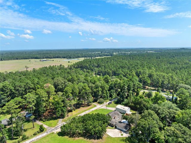 735 Laurelia Loop, Corrigan, TX 75939