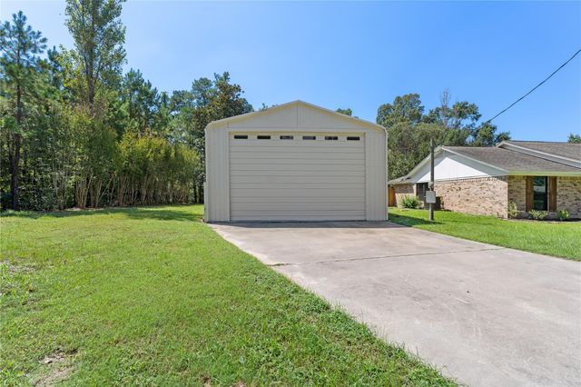 735 Laurelia Loop, Corrigan, TX 75939