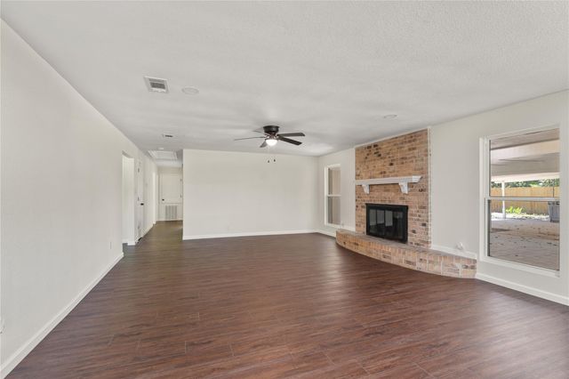 735 Laurelia Loop, Corrigan, TX 75939