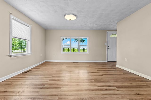 5762 Chiles Highway, Mt Sterling, KY 40353