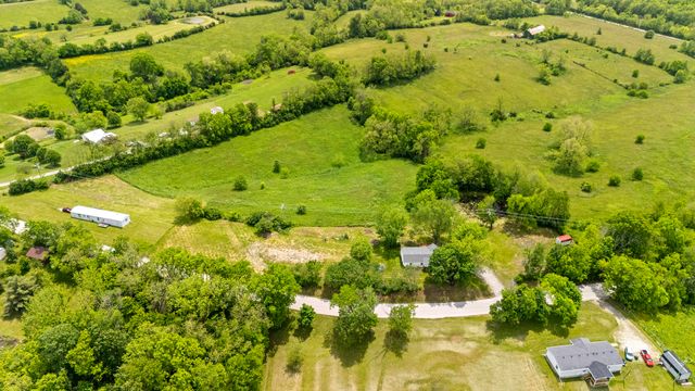 5762 Chiles Highway, Mt Sterling, KY 40353