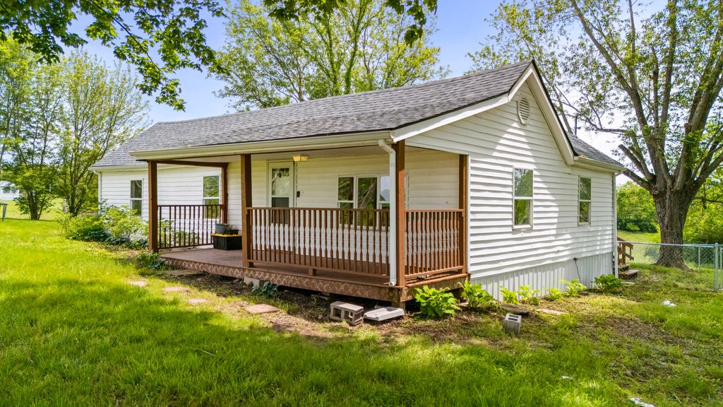 5762 Chiles Highway, Mt Sterling, KY 40353