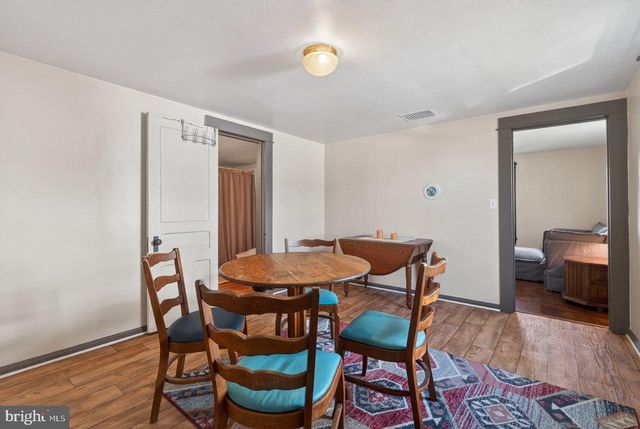 33 N MARYE LN, Luray, VA 22835