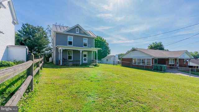 33 N MARYE LN, Luray, VA 22835