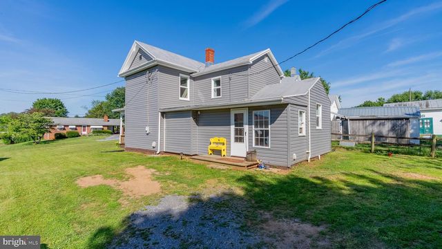 33 N MARYE LN, Luray, VA 22835