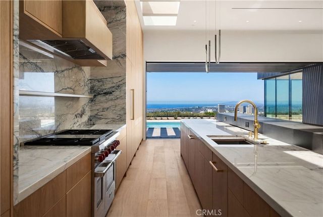 53 Cambria Drive, Corona Del Mar, CA 92625