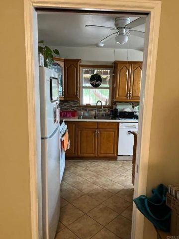 6119 Broadway, San Diego, CA 92114