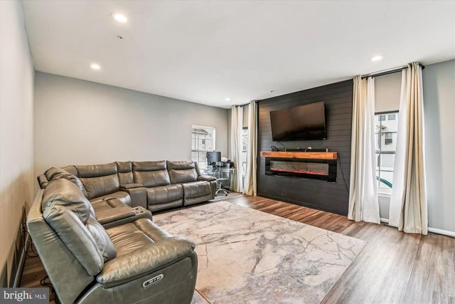 633 BENTGRASS DR, Aberdeen, MD 21001