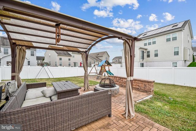 633 BENTGRASS DR, Aberdeen, MD 21001