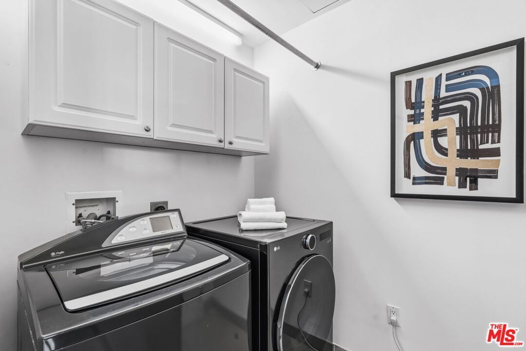 Image 21 of property listing at 165 6th Avenue 2803, San Diego, CA 92101