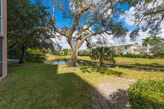 3575 Broken Woods Dr 303, Coral Springs, FL 33065