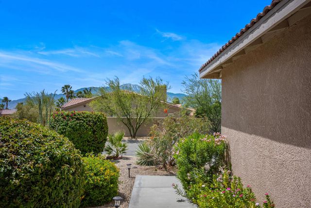 9560 Ekwanok Drive, Desert Hot Springs, CA 92240